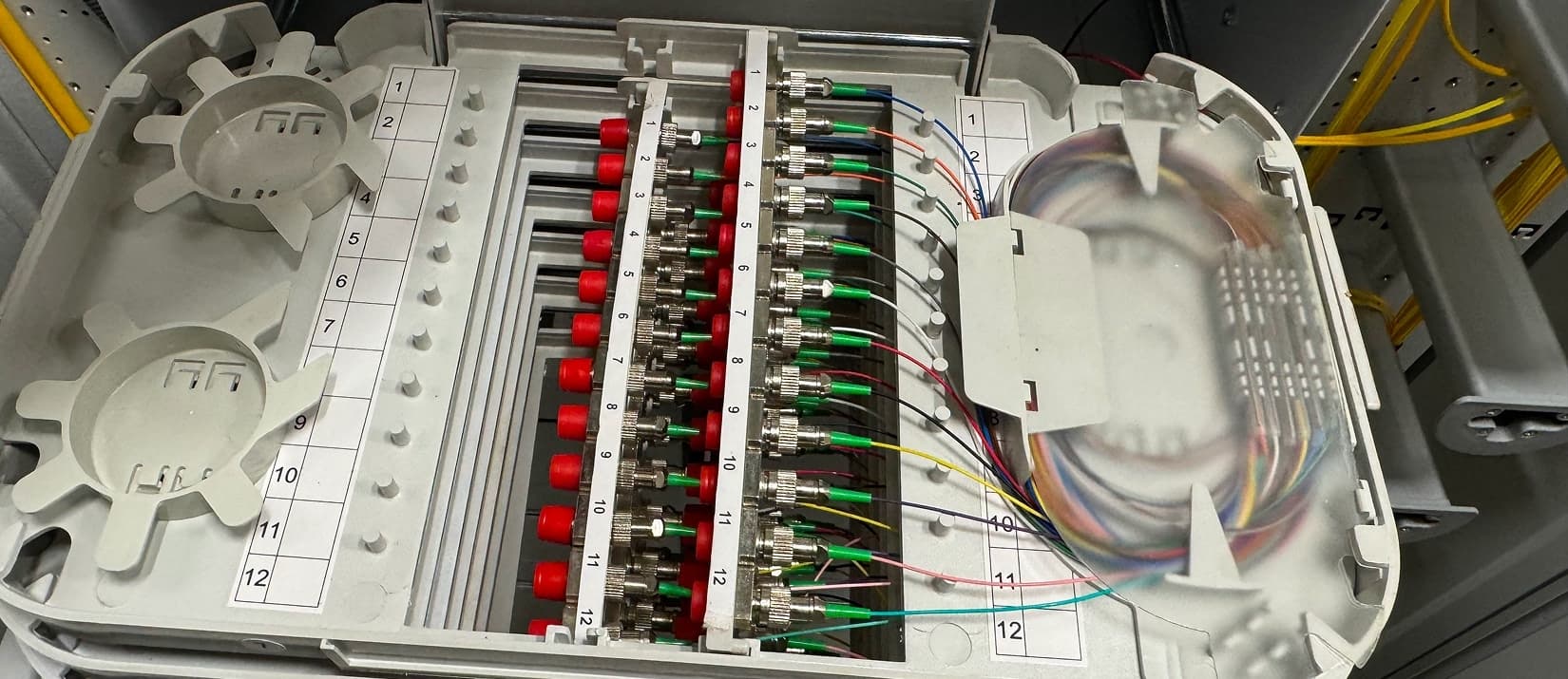 &Iota;&alpha;&nu;&omicron;&upsilon;ά&rho;&iota;&omicron;&sigmaf; 2025. &Epsilon;&mu;&pi;&lambda;&omicron;&upsilon;&tau;&iota;&sigma;&mu;ό&sigmaf; &delta;&iota;&kappa;&tau;ύ&omega;&nu; &omicron;&pi;&tau;&iota;&kappa;ώ&nu; &iota;&nu;ώ&nu; VF.